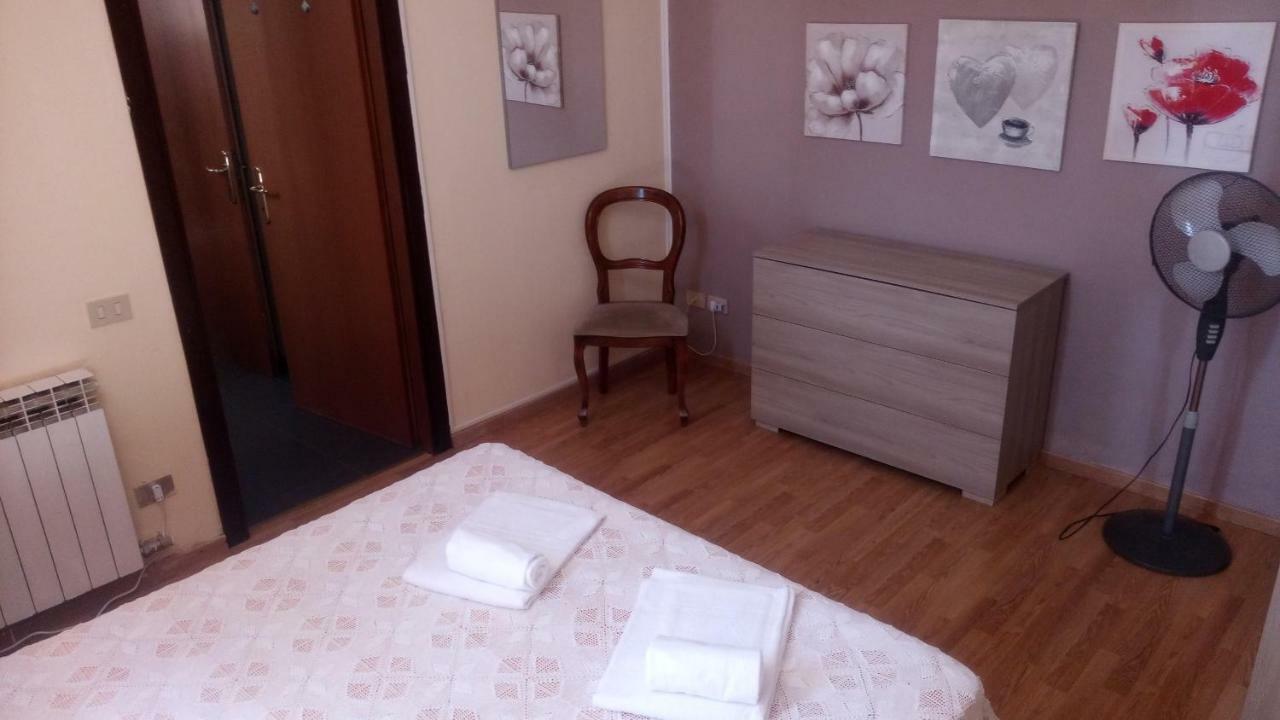 Holiday Matteotti Монтекатіні-Терме Номер фото