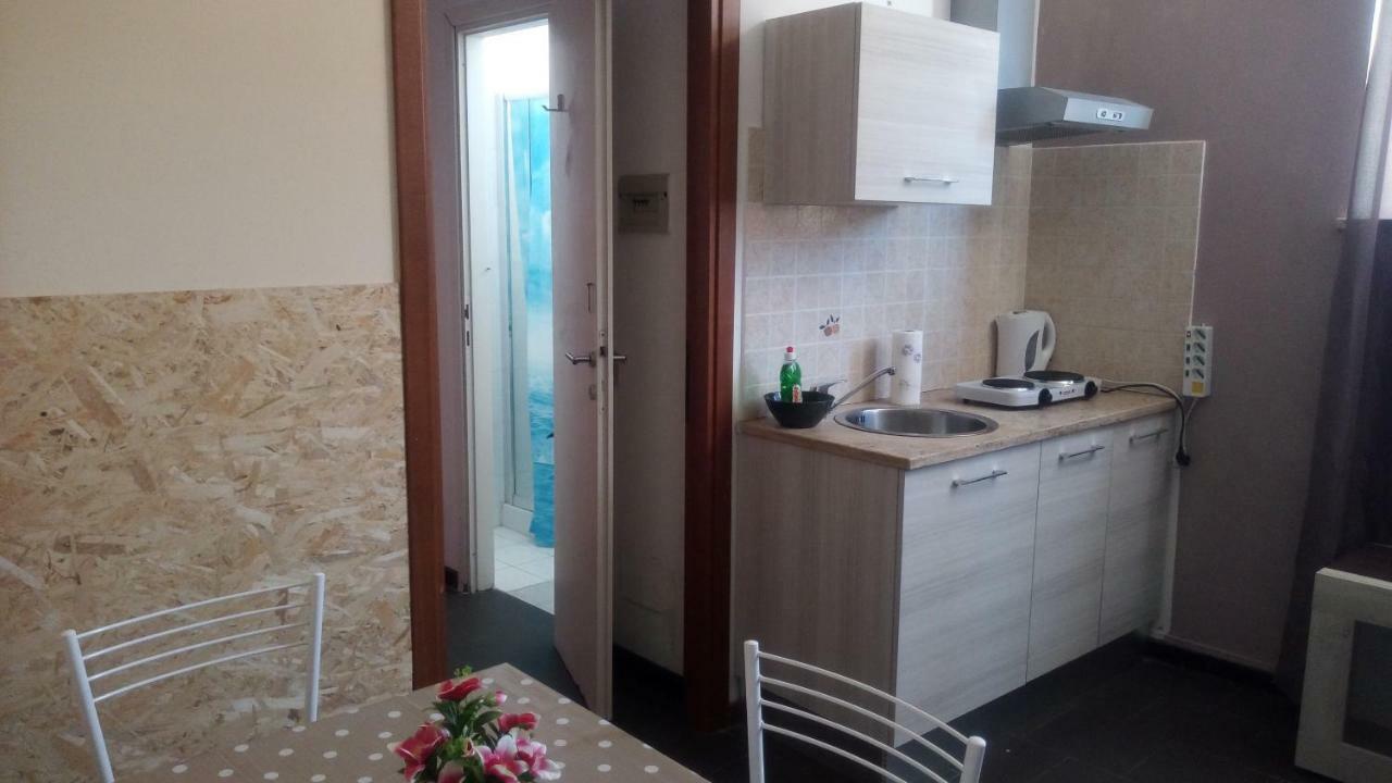 Holiday Matteotti Монтекатіні-Терме Номер фото